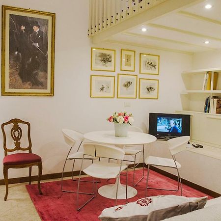 Mini Chic Downtown Apartamento Bolonha Exterior foto